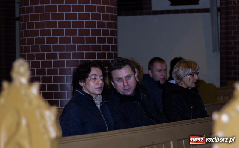 Zdjęcie w galerii na portalu naszraciborz.pl: Motocyklowe kolędowanie przy żłóbku wiadomości z regionu