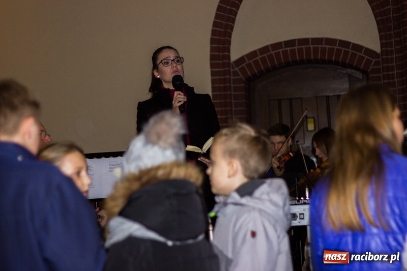 Zdjęcie w galerii na portalu naszraciborz.pl: Motocyklowe kolędowanie przy żłóbku wiadomości z regionu