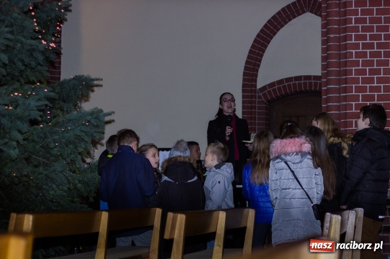 Zdjęcie w galerii na portalu naszraciborz.pl: Motocyklowe kolędowanie przy żłóbku wiadomości z regionu