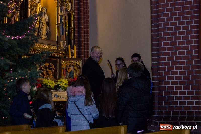 Zdjęcie w galerii na portalu naszraciborz.pl: Motocyklowe kolędowanie przy żłóbku wiadomości z regionu