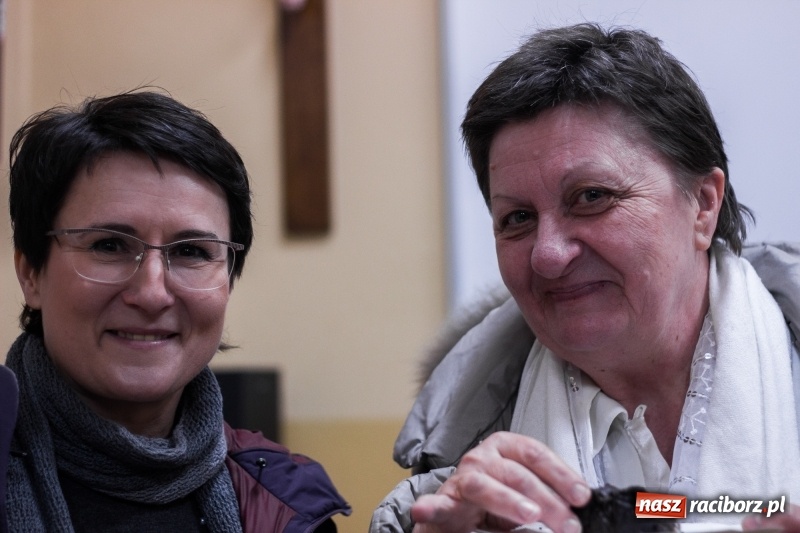 Zdjęcie w galerii na portalu naszraciborz.pl: Motocyklowe kolędowanie przy żłóbku wiadomości z regionu