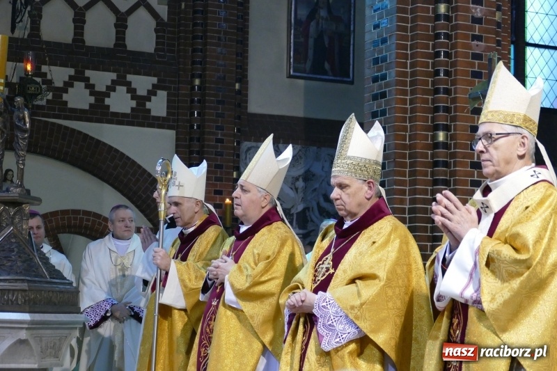 Zdjęcie w galerii na portalu naszraciborz.pl: Gliwicki biskup ma pomocnika wiadomości z regionu