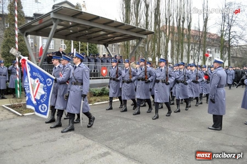 Zdjęcie w galerii na portalu naszraciborz.pl: Śląski garnizon policji ma 217 nowych stróżów prawa wiadomości z regionu