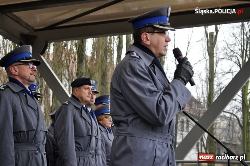 Zdjęcie w galerii na portalu naszraciborz.pl: Śląski garnizon policji ma 217 nowych stróżów prawa wiadomości z regionu