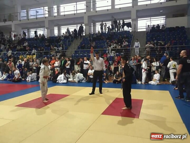 Zdjęcie w galerii na portalu naszraciborz.pl: Grad medali młodych Łamatorów w Katowicach wiadomości z regionu