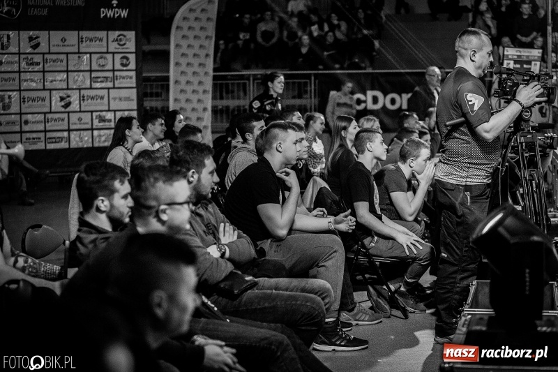 Zdjęcie w galerii na portalu naszraciborz.pl: Wygrana Unii Racibórz na pożegnanie z KLZ  wiadomości z regionu