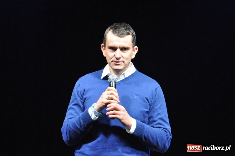 Zdjęcie w galerii na portalu naszraciborz.pl: Spotkanie opłatkowe pracowników Eko-Okna S.A – koncert Ani Wyszkoni  wiadomości z regionu