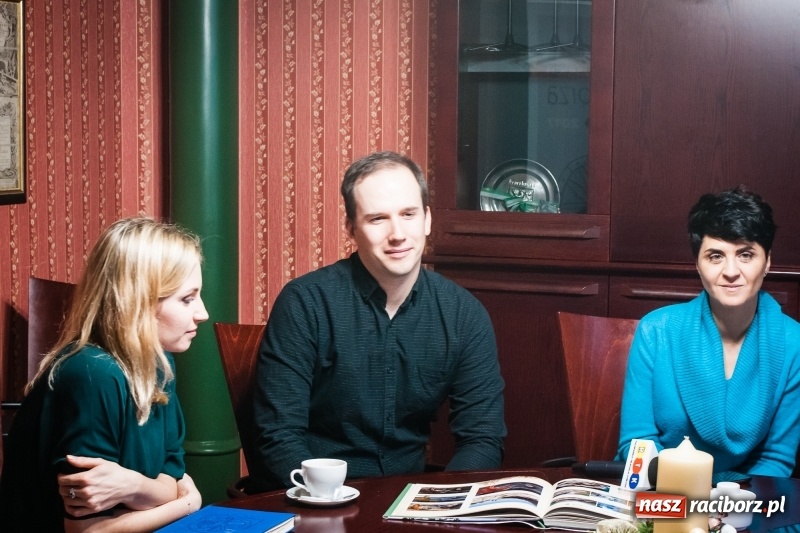 Zdjęcie w galerii na portalu naszraciborz.pl: Nagrodzony Oskarem Piotr Szuter gościł u prezydenta Raciborza wiadomości z regionu