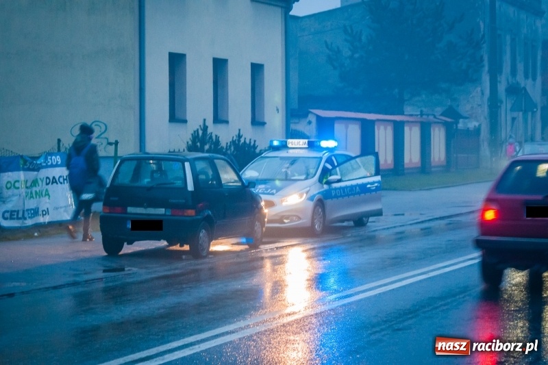 Zdjęcie w galerii na portalu naszraciborz.pl: Zderzenie czterech samochodów na ulicy Kozielskiej w Raciborzu  wiadomości z regionu