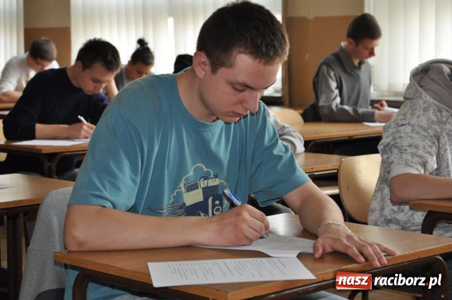 Zdjęcie w galerii na portalu naszraciborz.pl: Informatyka po angielsku wiadomości z regionu