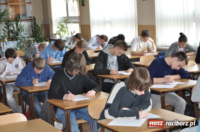 Zdjęcie w galerii na portalu naszraciborz.pl: Informatyka po angielsku wiadomości z regionu