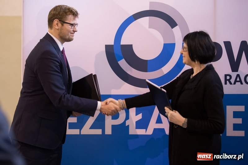 Zdjęcie w galerii na portalu naszraciborz.pl: PWSZ w Raciborzu z dofinansowaniem z Ministerstwa Sprawiedliwości wiadomości z regionu