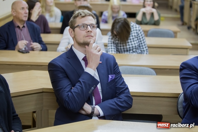 Zdjęcie w galerii na portalu naszraciborz.pl: PWSZ w Raciborzu z dofinansowaniem z Ministerstwa Sprawiedliwości wiadomości z regionu