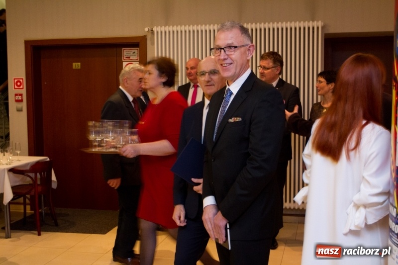 Zdjęcie w galerii na portalu naszraciborz.pl: Raciborzowi brakuje dobrze płatnych miejsc pracy. Portugalczycy, Szwedzi, Holendrzy rozważają inwestycje w naszym mieście wiadomości z regionu