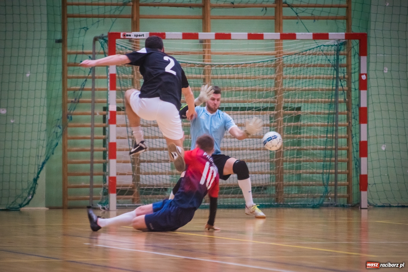 Zdjęcie w galerii na portalu naszraciborz.pl: HLPN: Piątek z I ligą futsalu wiadomości z regionu