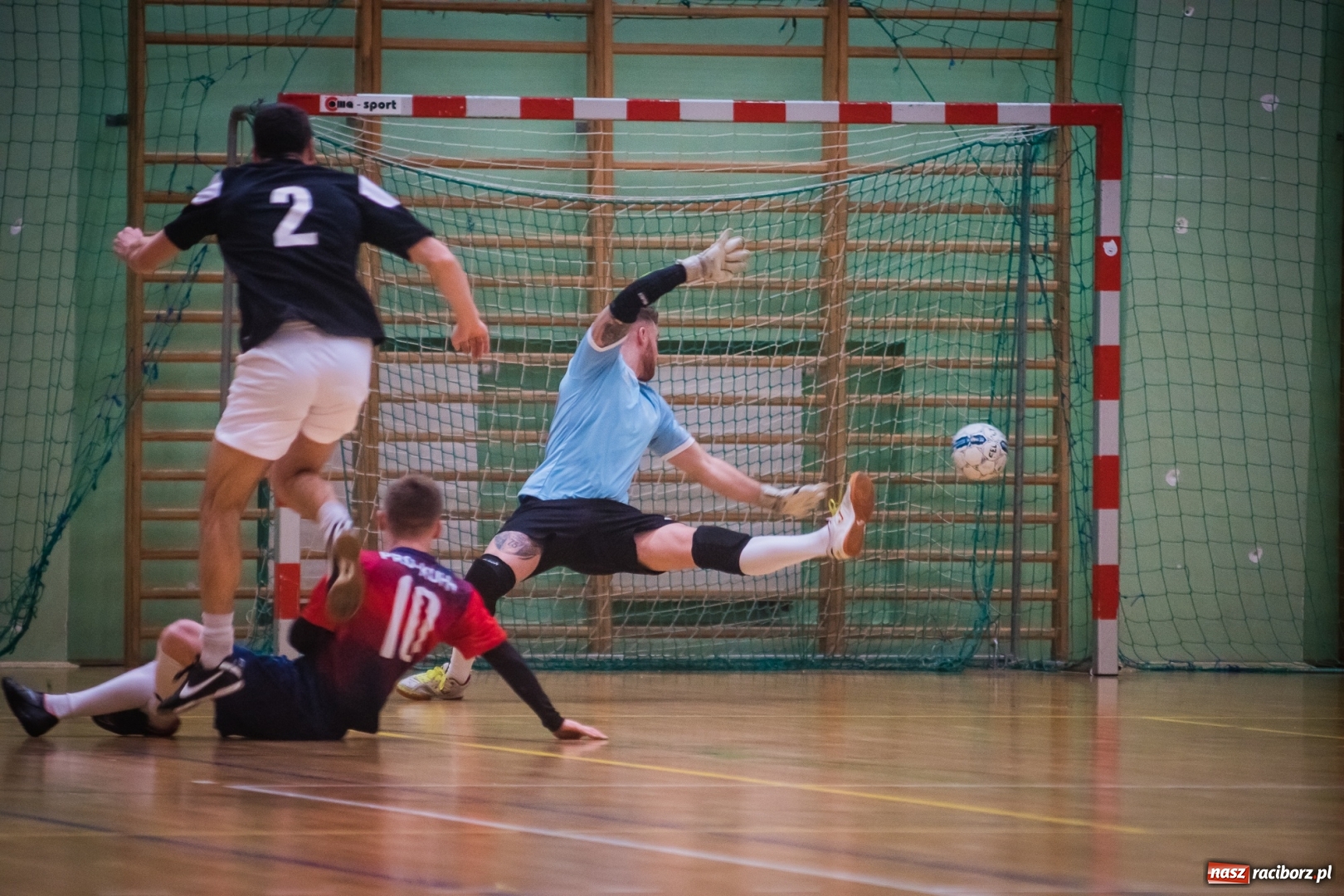 Zdjęcie w galerii na portalu naszraciborz.pl: HLPN: Piątek z I ligą futsalu wiadomości z regionu