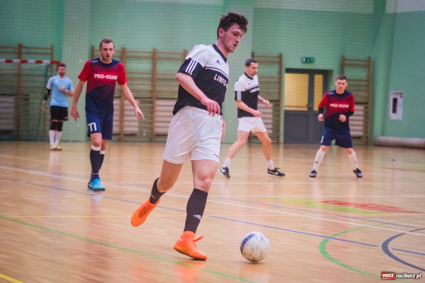 Zdjęcie w galerii na portalu naszraciborz.pl: HLPN: Piątek z I ligą futsalu wiadomości z regionu