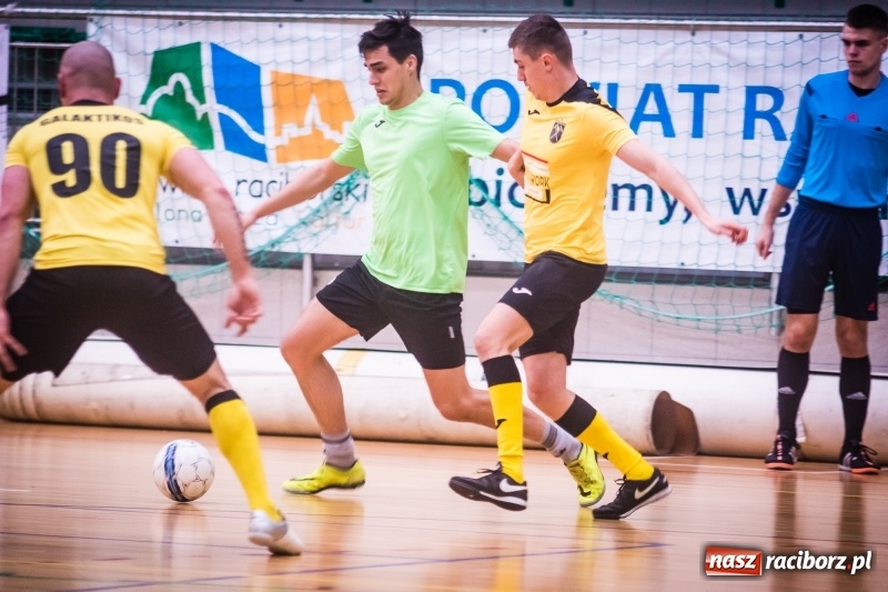 Zdjęcie w galerii na portalu naszraciborz.pl: HLPN: Piątek z I ligą futsalu wiadomości z regionu