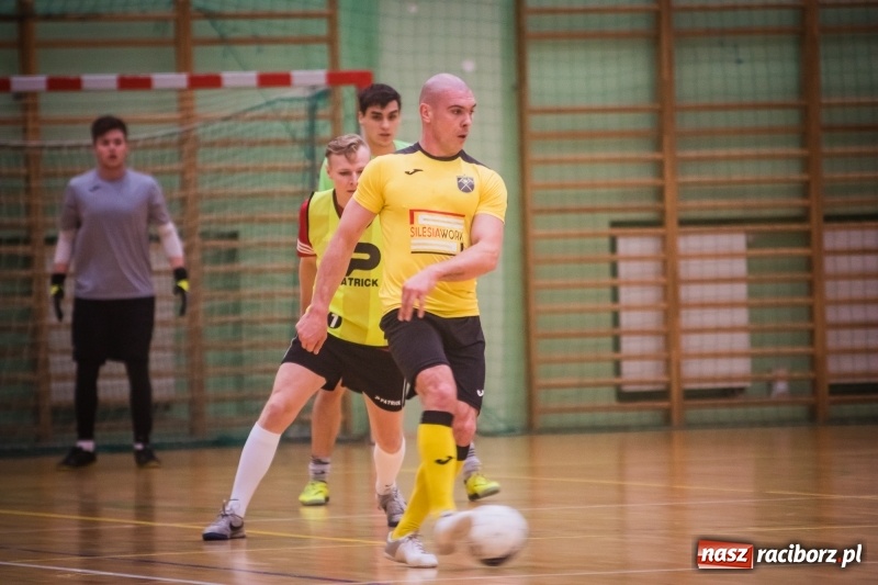 Zdjęcie w galerii na portalu naszraciborz.pl: HLPN: Piątek z I ligą futsalu wiadomości z regionu
