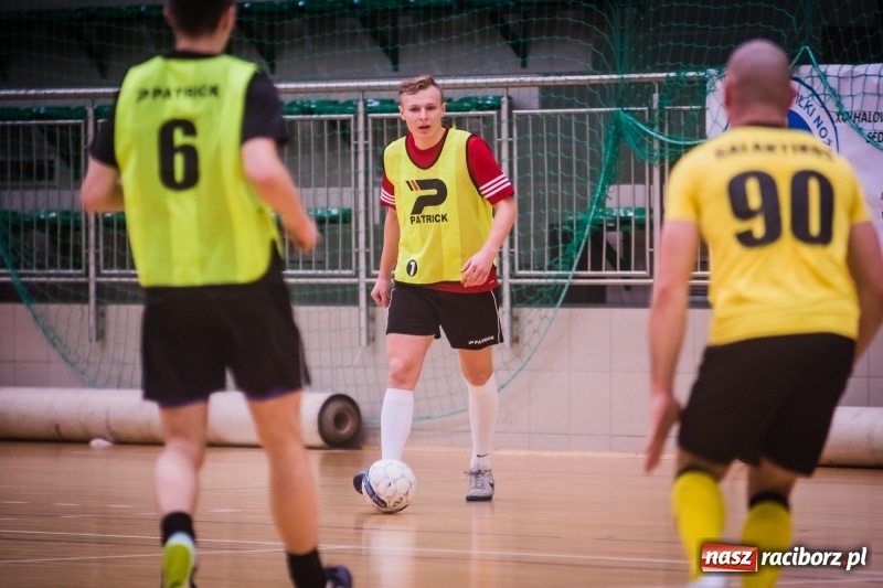 Zdjęcie w galerii na portalu naszraciborz.pl: HLPN: Piątek z I ligą futsalu wiadomości z regionu