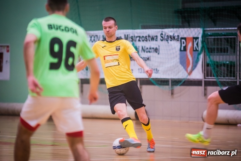 Zdjęcie w galerii na portalu naszraciborz.pl: HLPN: Piątek z I ligą futsalu wiadomości z regionu