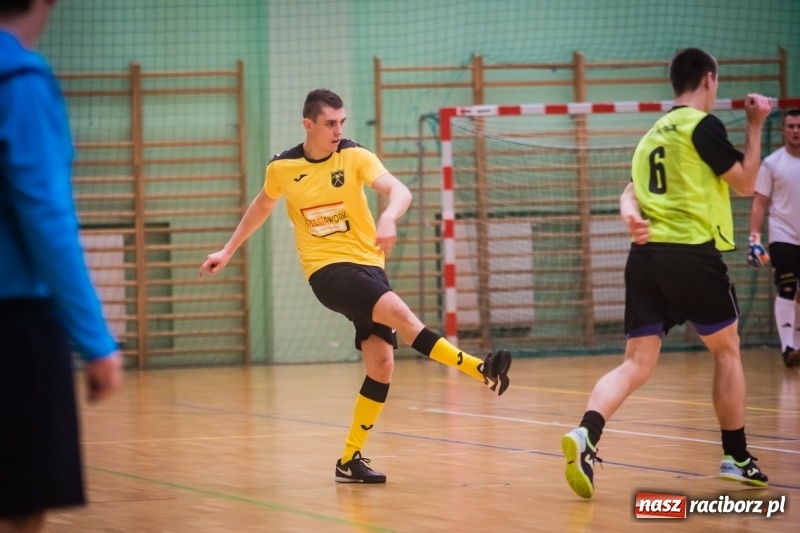 Zdjęcie w galerii na portalu naszraciborz.pl: HLPN: Piątek z I ligą futsalu wiadomości z regionu
