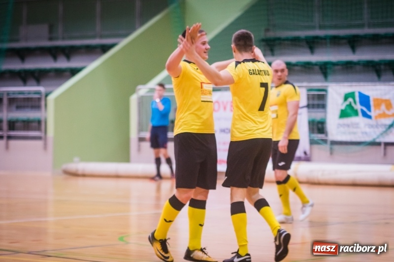 Zdjęcie w galerii na portalu naszraciborz.pl: HLPN: Piątek z I ligą futsalu wiadomości z regionu