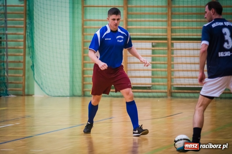 Zdjęcie w galerii na portalu naszraciborz.pl: Mistrzostwa Sędziów Piłki Nożnej w Arenie Rafako. Podokręg Racibórz nie obronił tytułu wiadomości z regionu