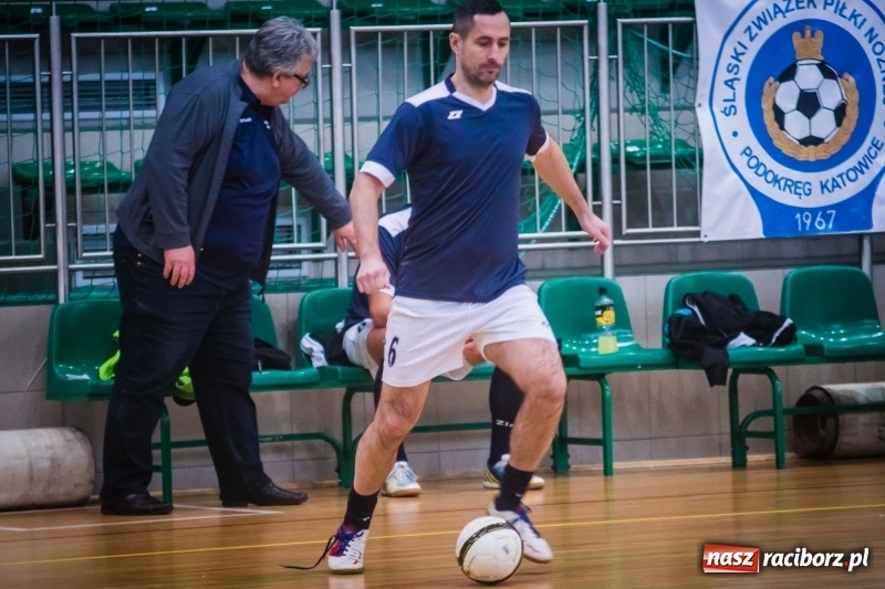 Zdjęcie w galerii na portalu naszraciborz.pl: Mistrzostwa Sędziów Piłki Nożnej w Arenie Rafako. Podokręg Racibórz nie obronił tytułu wiadomości z regionu