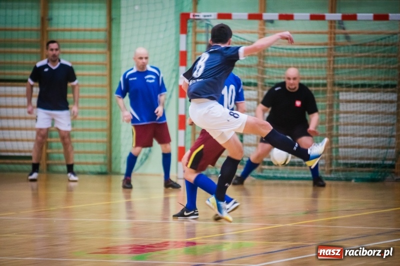 Zdjęcie w galerii na portalu naszraciborz.pl: Mistrzostwa Sędziów Piłki Nożnej w Arenie Rafako. Podokręg Racibórz nie obronił tytułu wiadomości z regionu