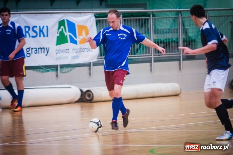 Zdjęcie w galerii na portalu naszraciborz.pl: Mistrzostwa Sędziów Piłki Nożnej w Arenie Rafako. Podokręg Racibórz nie obronił tytułu wiadomości z regionu