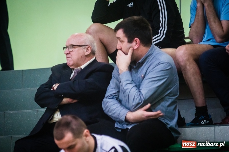 Zdjęcie w galerii na portalu naszraciborz.pl: Mistrzostwa Sędziów Piłki Nożnej w Arenie Rafako. Podokręg Racibórz nie obronił tytułu wiadomości z regionu