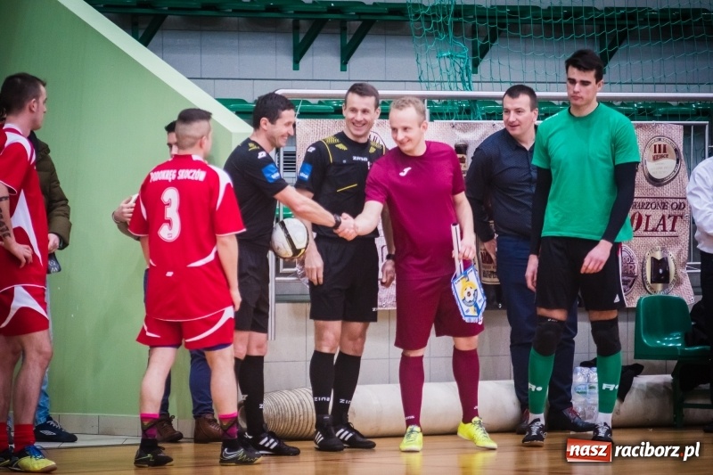 Zdjęcie w galerii na portalu naszraciborz.pl: Mistrzostwa Sędziów Piłki Nożnej w Arenie Rafako. Podokręg Racibórz nie obronił tytułu wiadomości z regionu