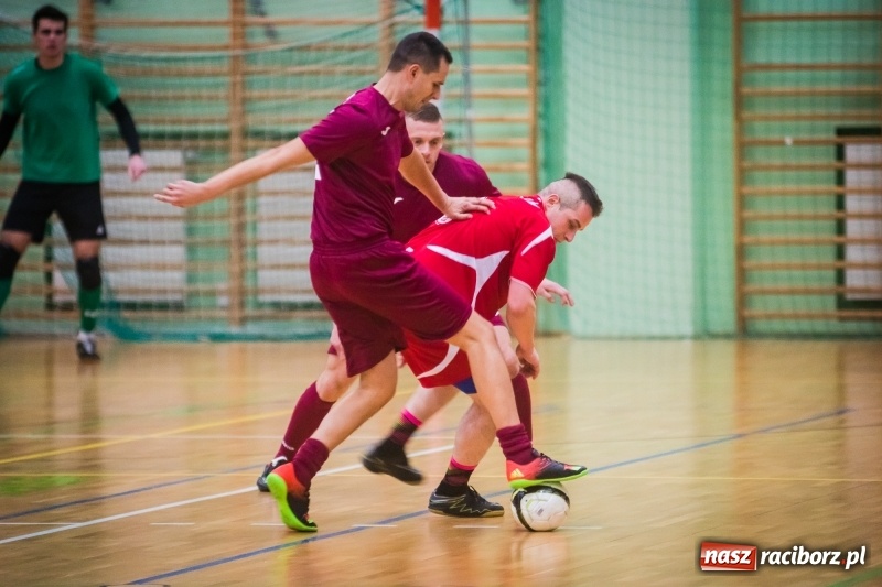 Zdjęcie w galerii na portalu naszraciborz.pl: Mistrzostwa Sędziów Piłki Nożnej w Arenie Rafako. Podokręg Racibórz nie obronił tytułu wiadomości z regionu