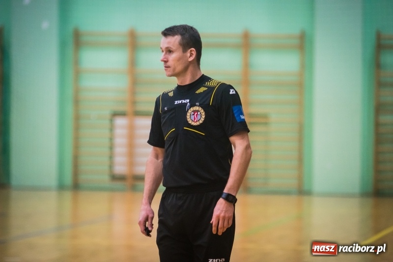 Zdjęcie w galerii na portalu naszraciborz.pl: Mistrzostwa Sędziów Piłki Nożnej w Arenie Rafako. Podokręg Racibórz nie obronił tytułu wiadomości z regionu