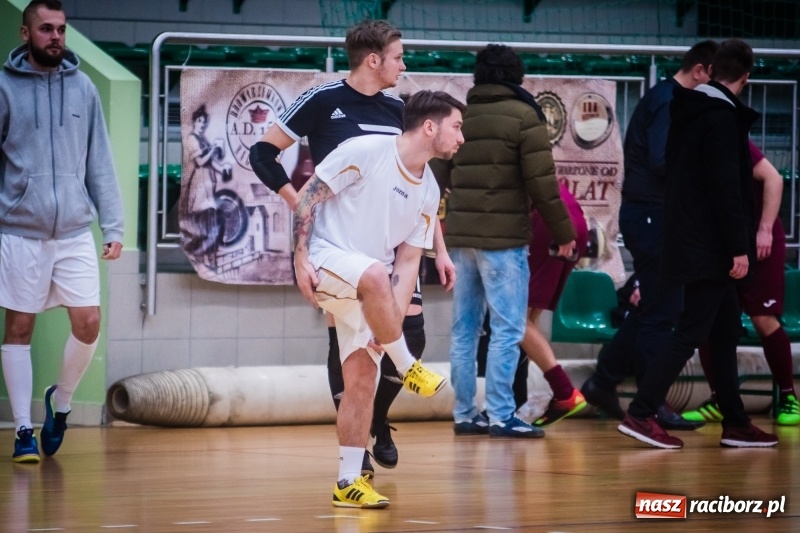 Zdjęcie w galerii na portalu naszraciborz.pl: Mistrzostwa Sędziów Piłki Nożnej w Arenie Rafako. Podokręg Racibórz nie obronił tytułu wiadomości z regionu