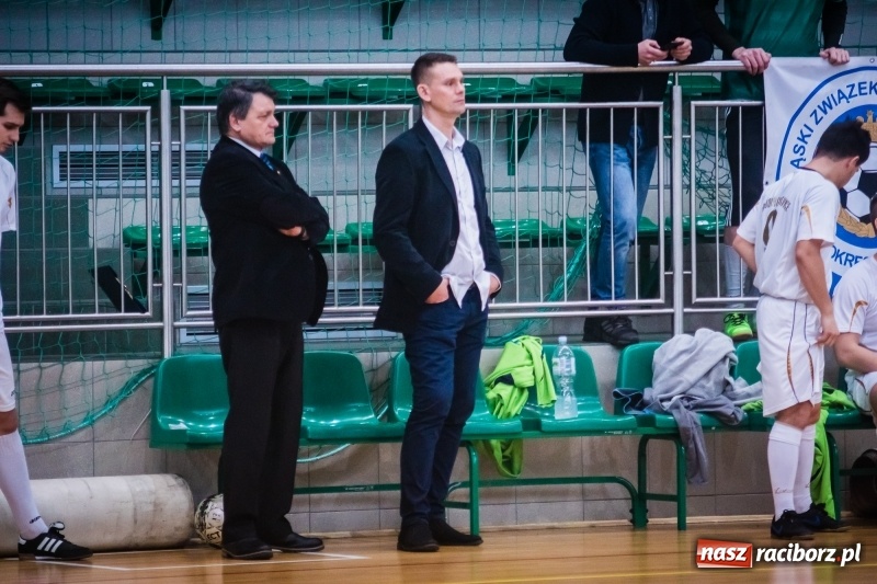 Zdjęcie w galerii na portalu naszraciborz.pl: Mistrzostwa Sędziów Piłki Nożnej w Arenie Rafako. Podokręg Racibórz nie obronił tytułu wiadomości z regionu