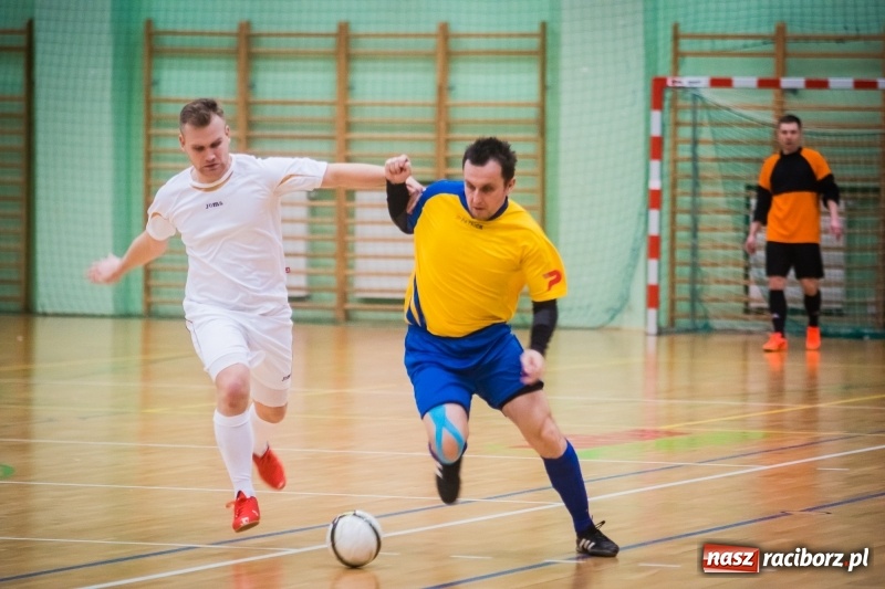 Zdjęcie w galerii na portalu naszraciborz.pl: Mistrzostwa Sędziów Piłki Nożnej w Arenie Rafako. Podokręg Racibórz nie obronił tytułu wiadomości z regionu