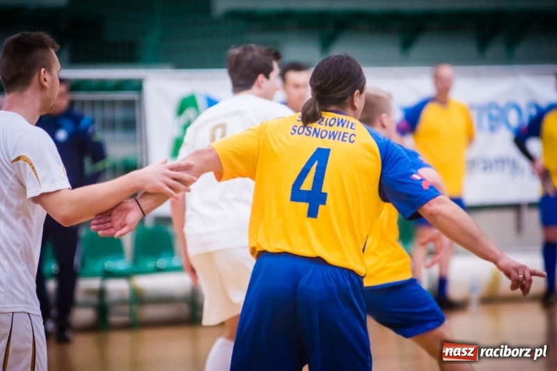 Zdjęcie w galerii na portalu naszraciborz.pl: Mistrzostwa Sędziów Piłki Nożnej w Arenie Rafako. Podokręg Racibórz nie obronił tytułu wiadomości z regionu