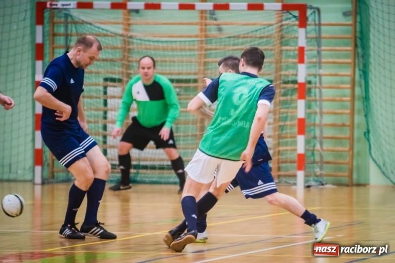 Zdjęcie w galerii na portalu naszraciborz.pl: Mistrzostwa Sędziów Piłki Nożnej w Arenie Rafako. Podokręg Racibórz nie obronił tytułu wiadomości z regionu