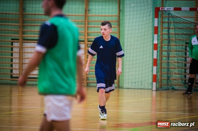 Zdjęcie w galerii na portalu naszraciborz.pl: Mistrzostwa Sędziów Piłki Nożnej w Arenie Rafako. Podokręg Racibórz nie obronił tytułu wiadomości z regionu