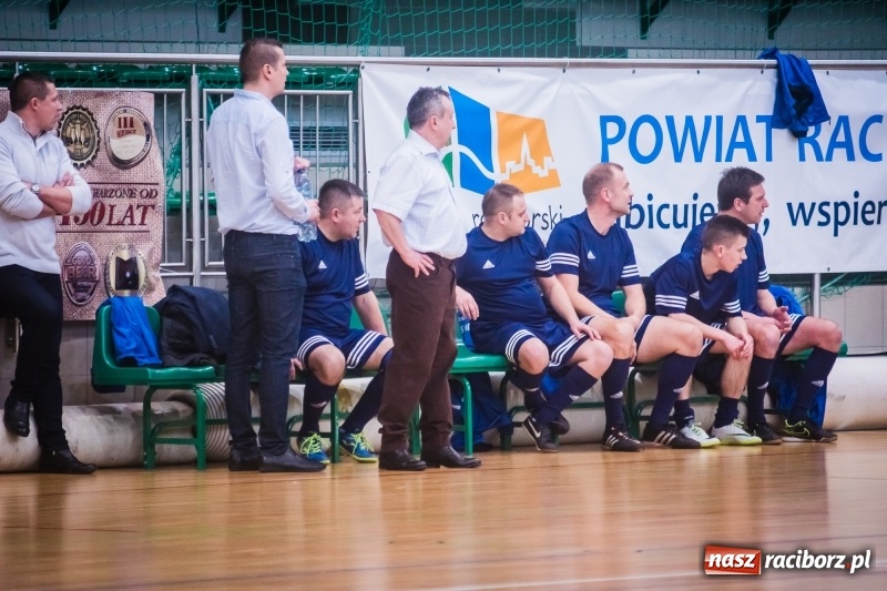 Zdjęcie w galerii na portalu naszraciborz.pl: Mistrzostwa Sędziów Piłki Nożnej w Arenie Rafako. Podokręg Racibórz nie obronił tytułu wiadomości z regionu