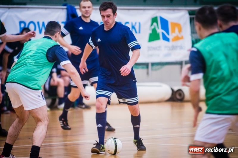 Zdjęcie w galerii na portalu naszraciborz.pl: Mistrzostwa Sędziów Piłki Nożnej w Arenie Rafako. Podokręg Racibórz nie obronił tytułu wiadomości z regionu