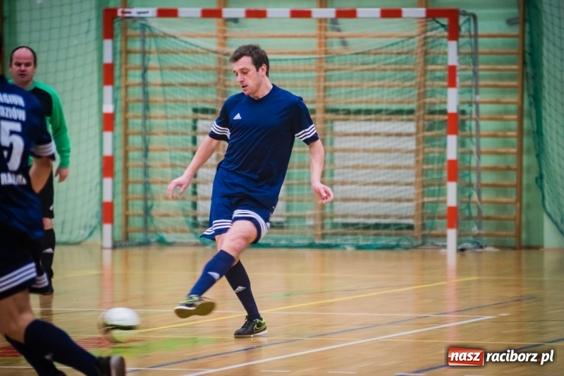 Zdjęcie w galerii na portalu naszraciborz.pl: Mistrzostwa Sędziów Piłki Nożnej w Arenie Rafako. Podokręg Racibórz nie obronił tytułu wiadomości z regionu