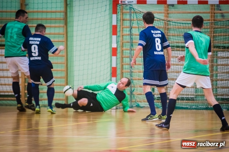 Zdjęcie w galerii na portalu naszraciborz.pl: Mistrzostwa Sędziów Piłki Nożnej w Arenie Rafako. Podokręg Racibórz nie obronił tytułu wiadomości z regionu