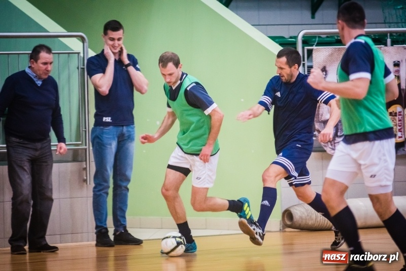 Zdjęcie w galerii na portalu naszraciborz.pl: Mistrzostwa Sędziów Piłki Nożnej w Arenie Rafako. Podokręg Racibórz nie obronił tytułu wiadomości z regionu