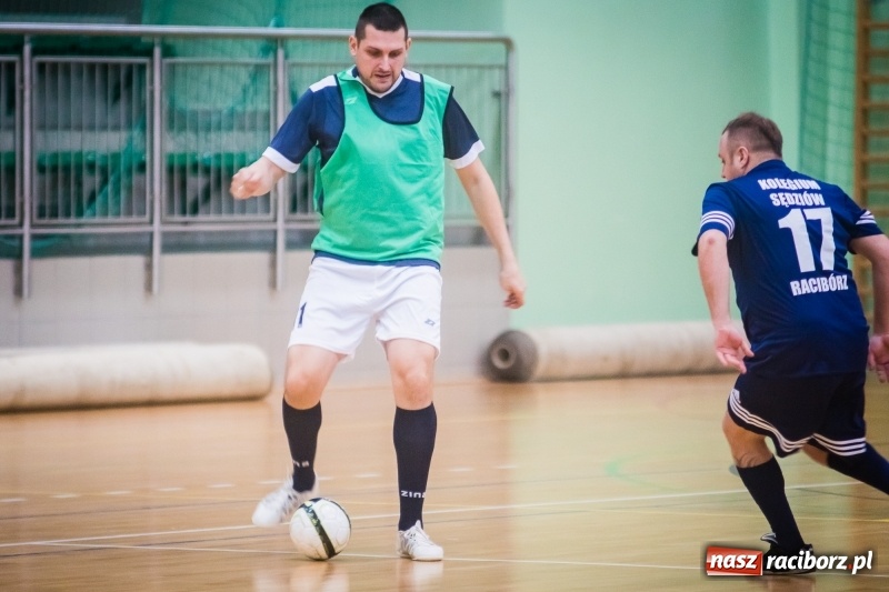 Zdjęcie w galerii na portalu naszraciborz.pl: Mistrzostwa Sędziów Piłki Nożnej w Arenie Rafako. Podokręg Racibórz nie obronił tytułu wiadomości z regionu