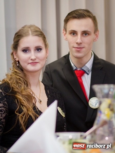 Zdjęcie w galerii na portalu naszraciborz.pl: Gastronomik na balu maturalnym w Rogowie  wiadomości z regionu