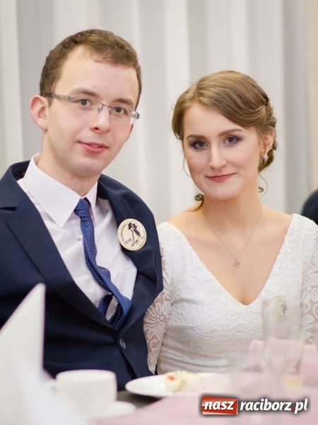 Zdjęcie w galerii na portalu naszraciborz.pl: Gastronomik na balu maturalnym w Rogowie  wiadomości z regionu