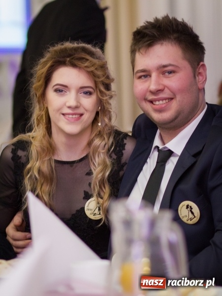 Zdjęcie w galerii na portalu naszraciborz.pl: Gastronomik na balu maturalnym w Rogowie  wiadomości z regionu